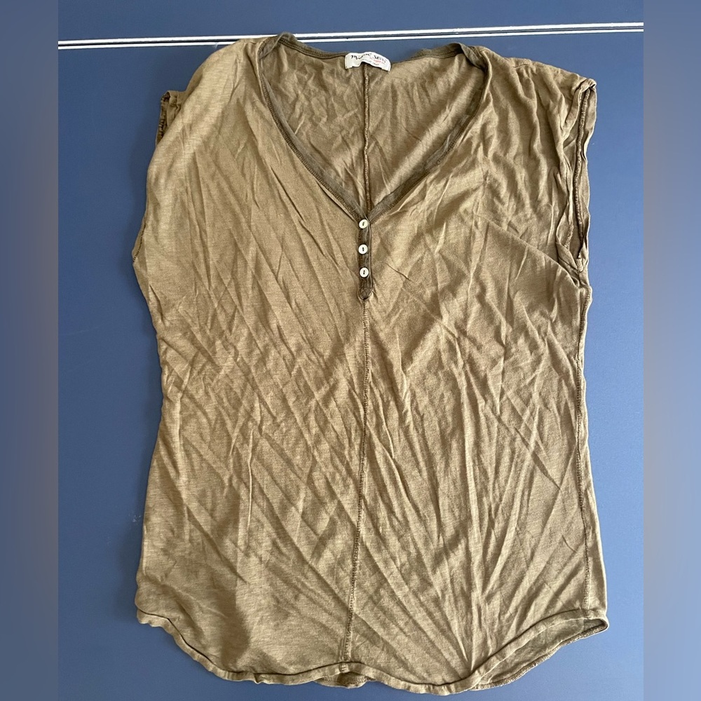 Hardly word, womens dark green top. One size Michael stars